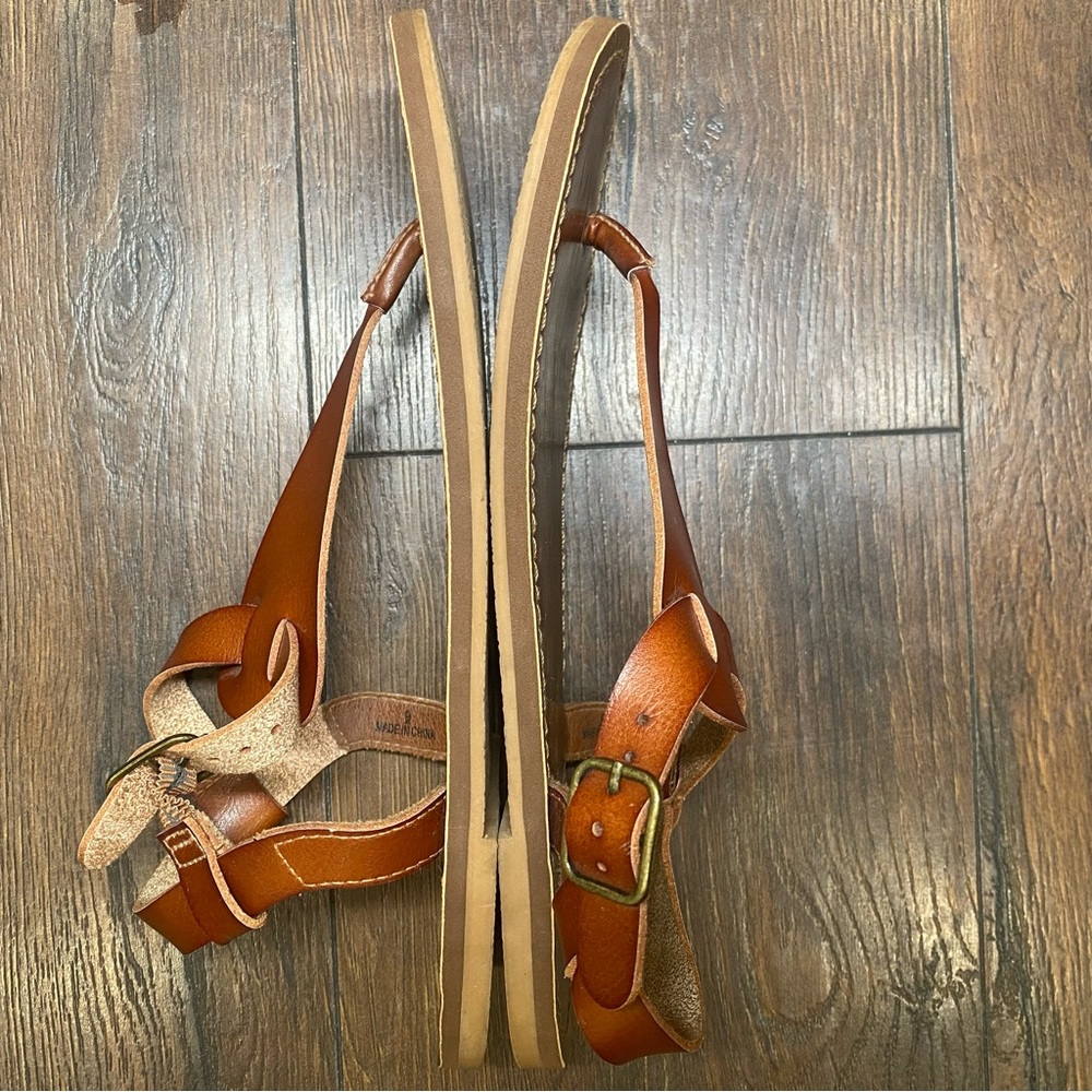 Universal Thread Brown Leather Flat Sandals – Size 9 - Picture 3 of 6